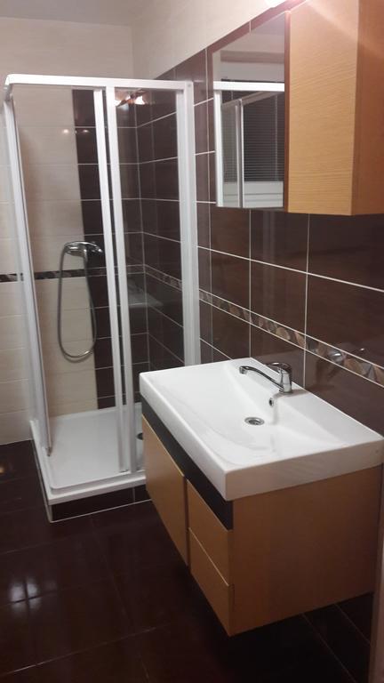 Modern City Center Apartment With Private Parking マルティン エクステリア 写真
